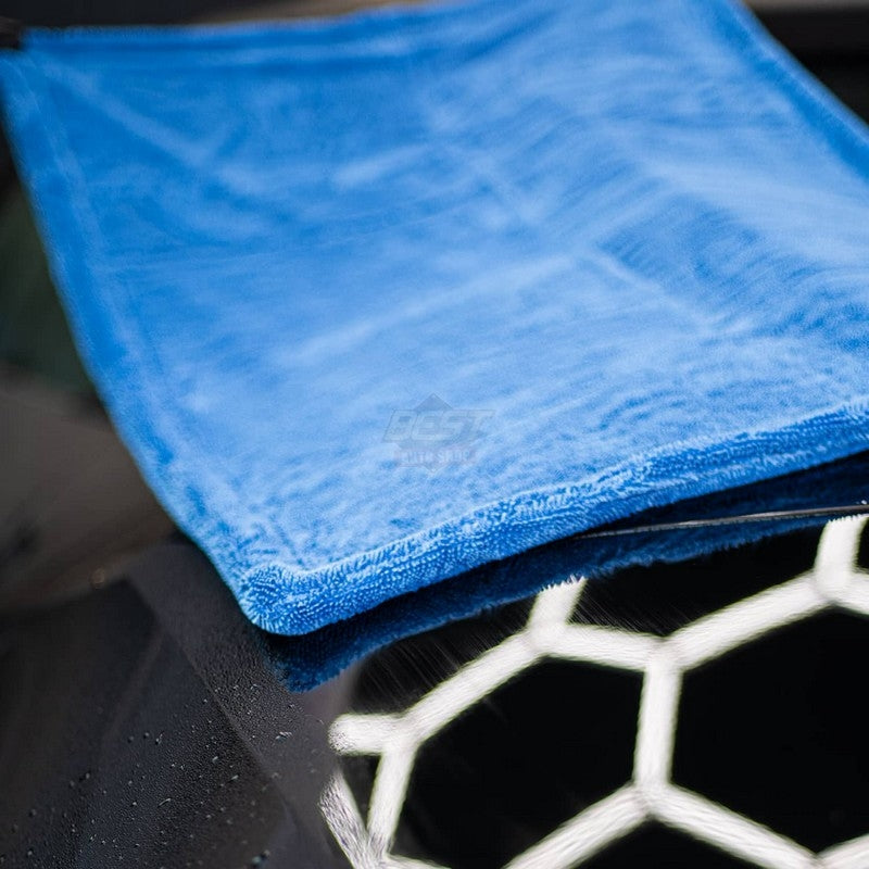 BLUE SHARK TWISTED TOWEL 1400GSM