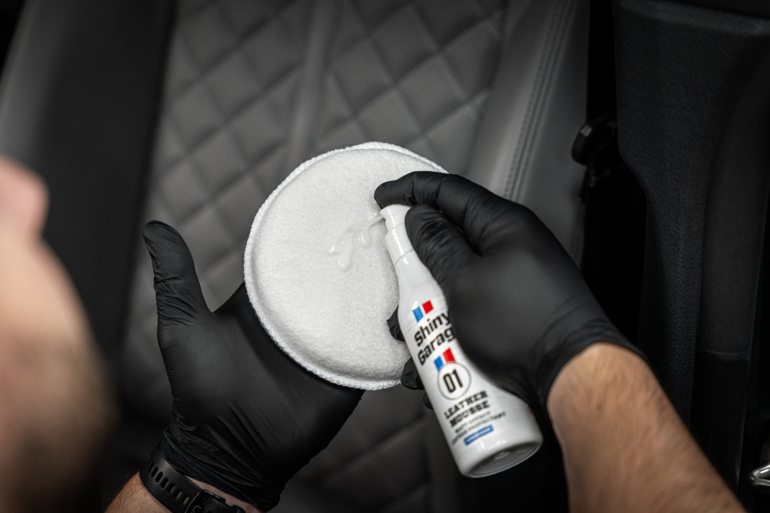 LEATHER MOUSSE 250ML