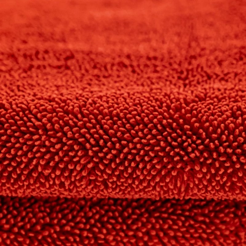 RED SHARK TWISTED TOWEL 1400GSM