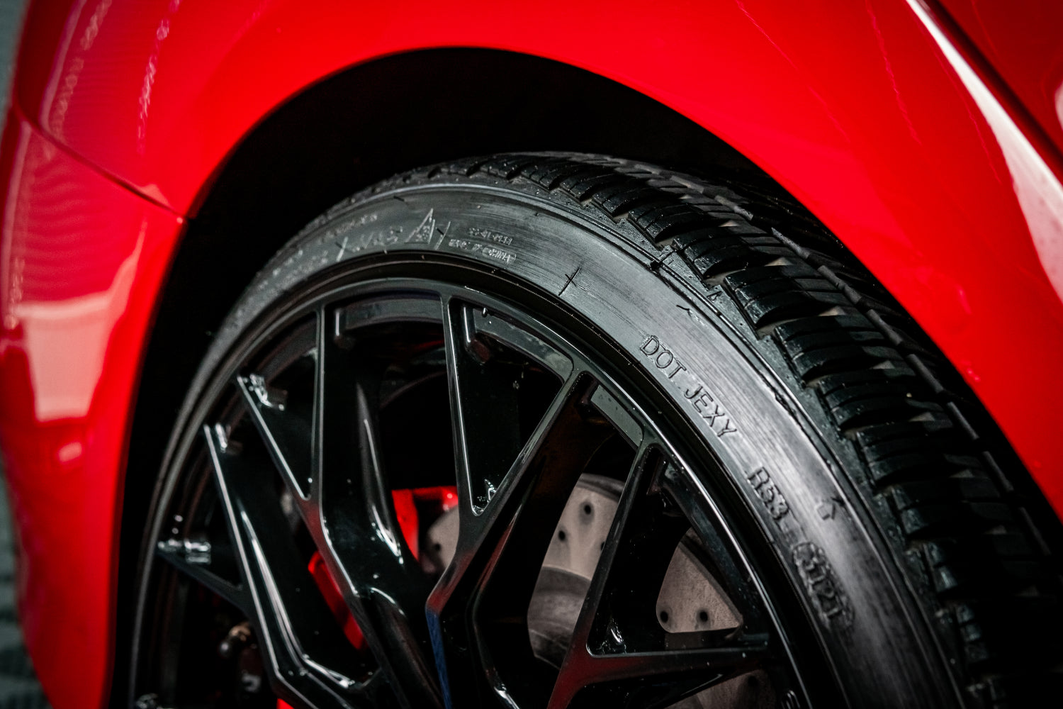 BACK 2 BLACK POLYMER TIRE DRESSING