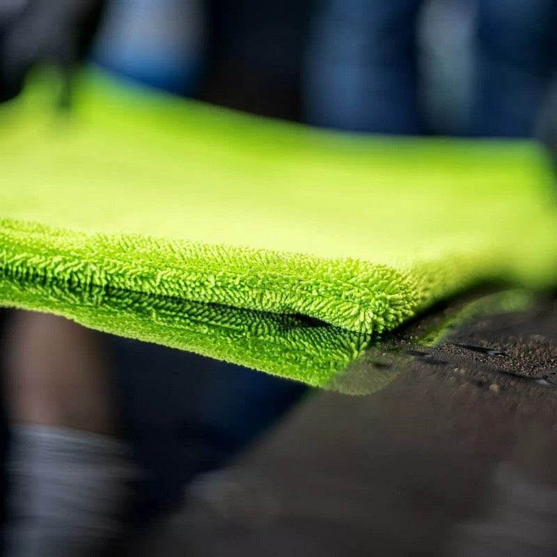 GREEN SHARK TWISTED TOWEL 1400GSM